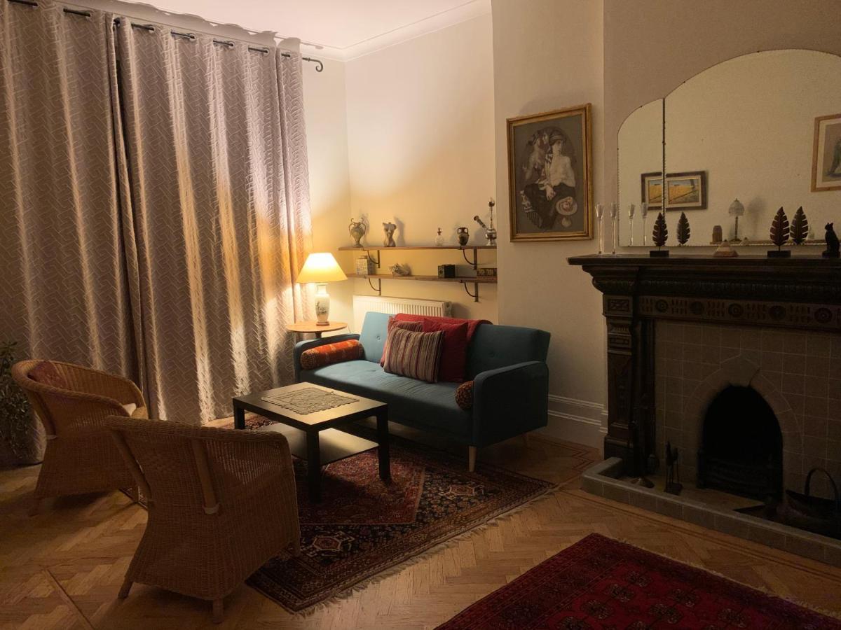 Spacious Holiday Home! Londres Exterior foto